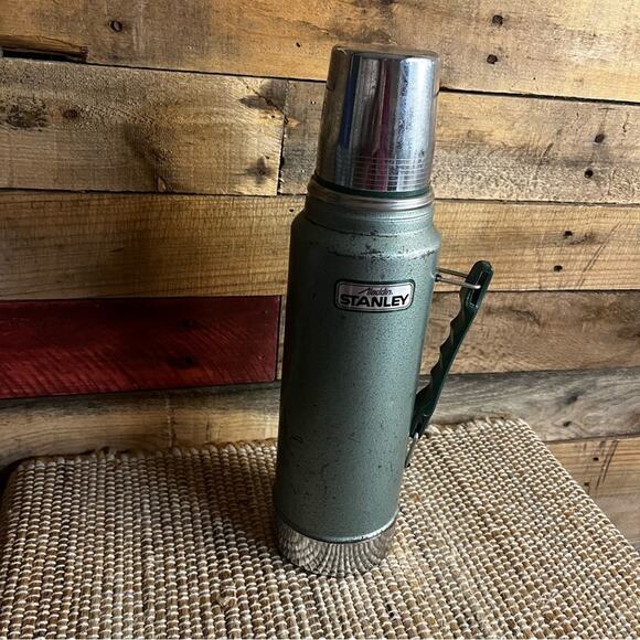 Stanley Aladdin Green‎ Vintage Theromos - Picture 1 of 13